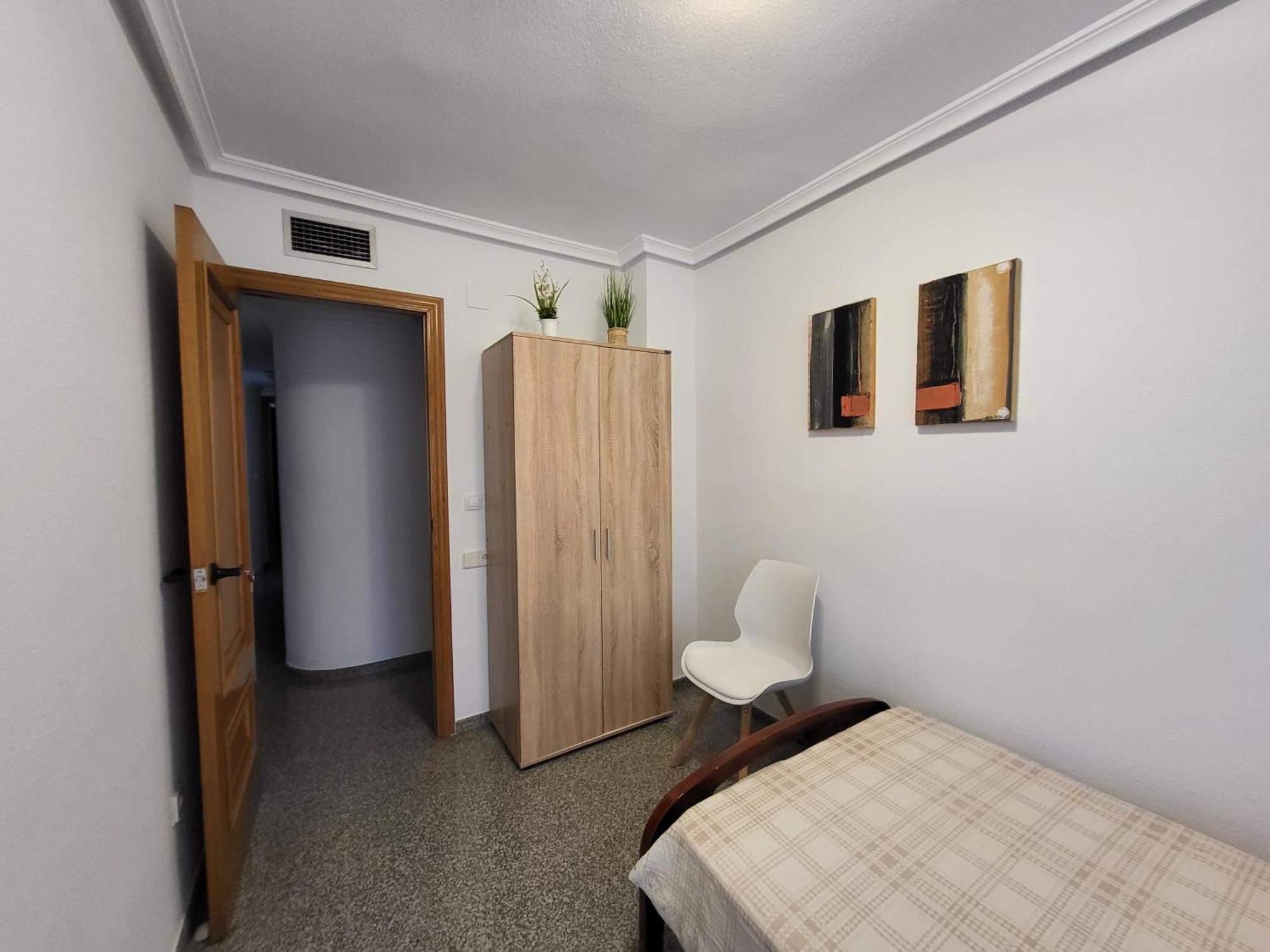 Amistosa, Habitacion Con Balcon, Alicante, Playa, Centro, Rambla, Mercado Apartment Phòng bức ảnh